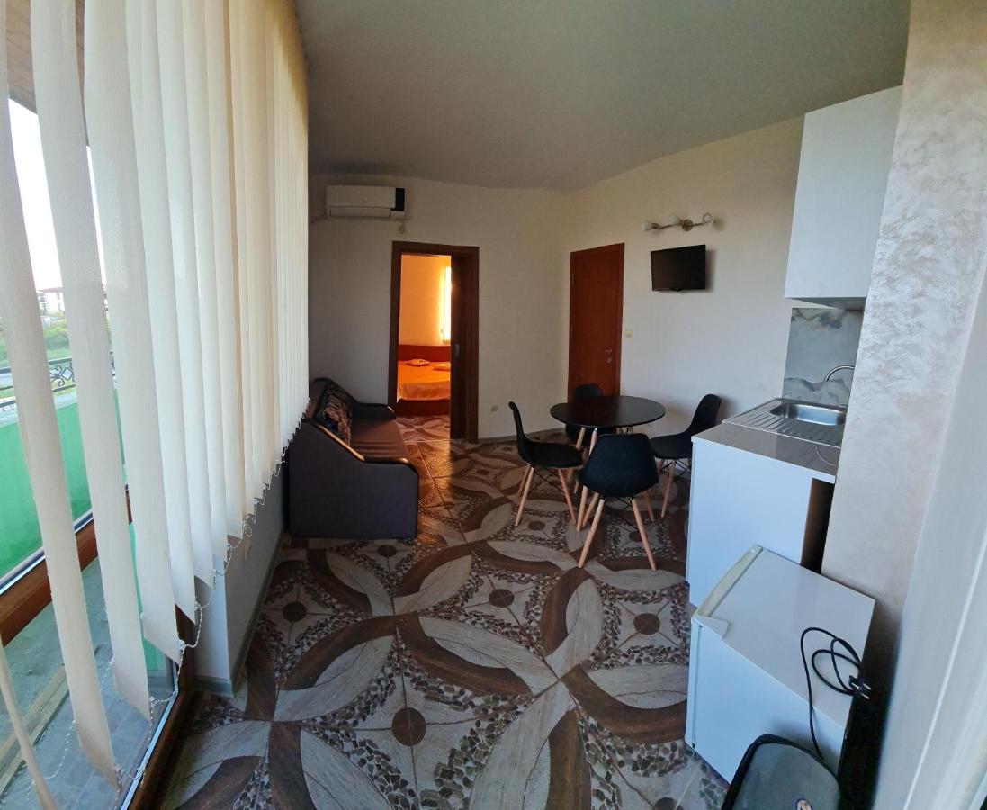 Complex Koral Hotel Szinemorec Kültér fotó
